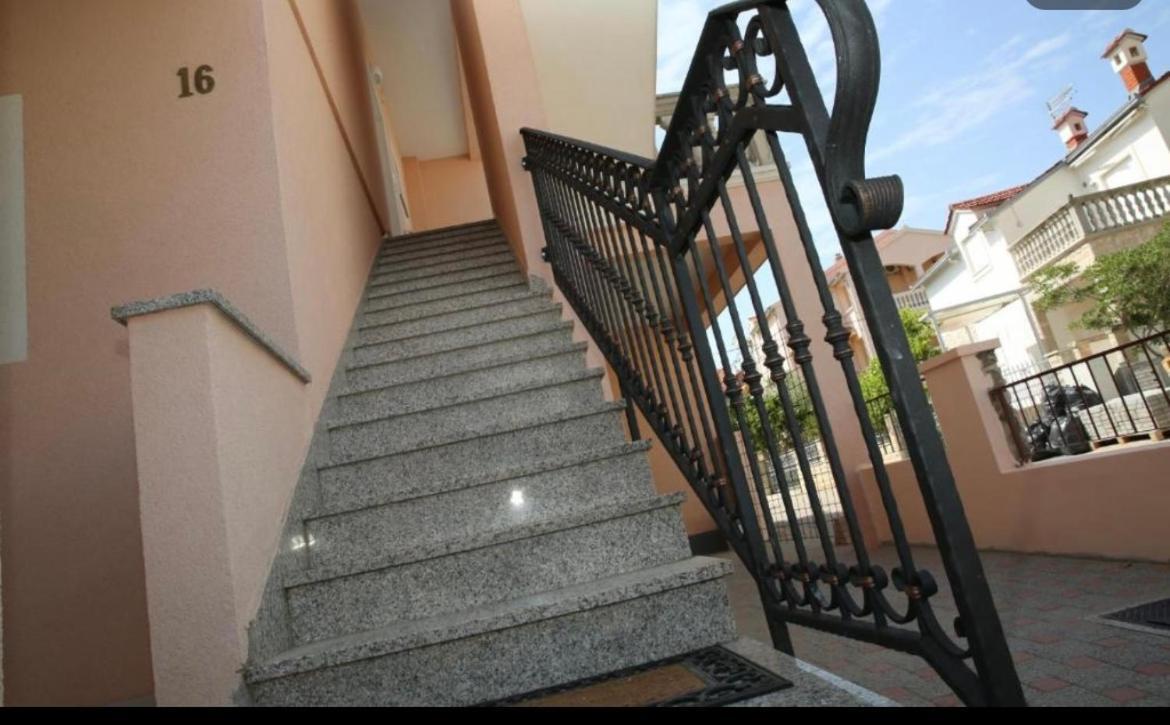 Villa Nera Vodice Exterior photo